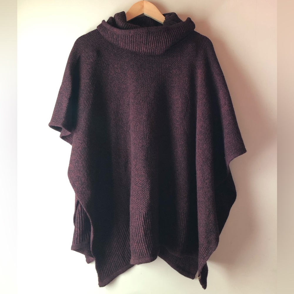 Roots Women's Dark Plum Knit Poncho